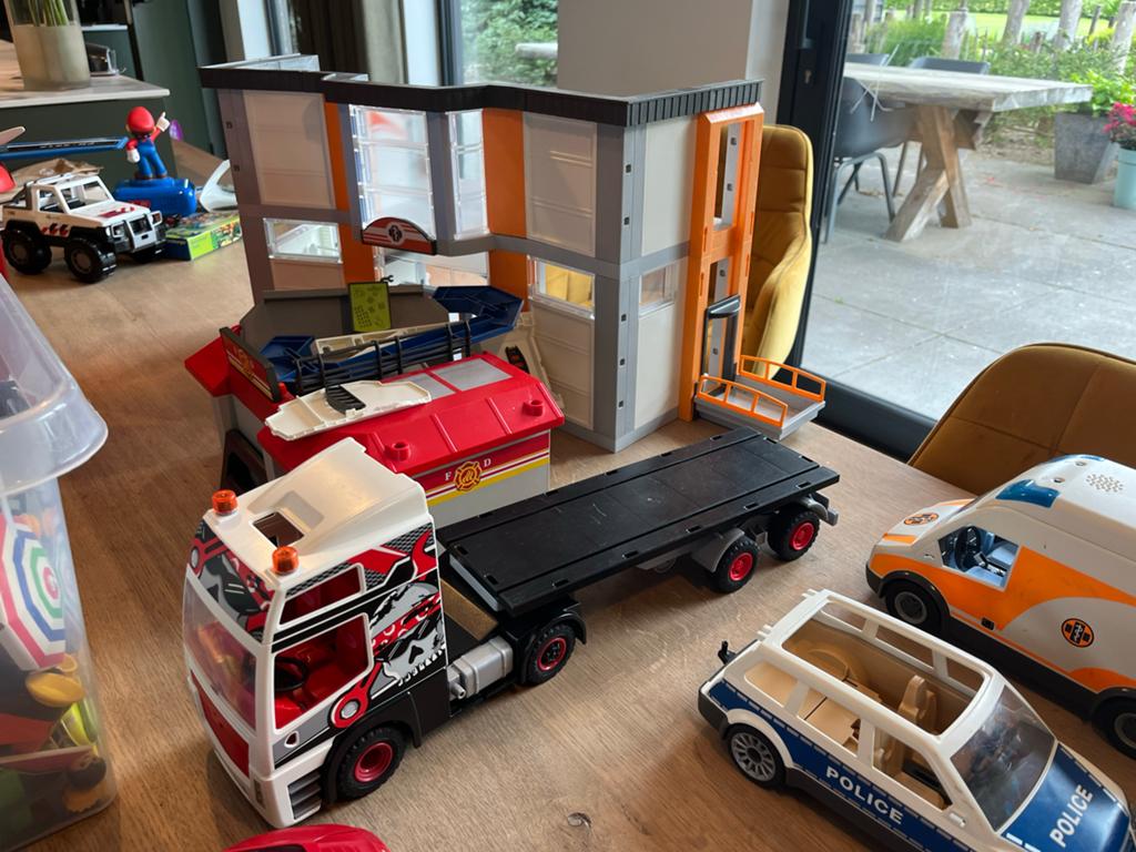 Grote partij Playmobil met boot, vliegtuig, politie,, Ophalen, Gebruikt, Overige merken