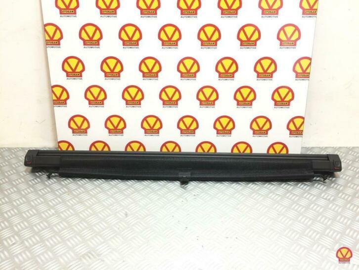 audi a4 8k avant scheidingsnet hondenrek 8k9861691