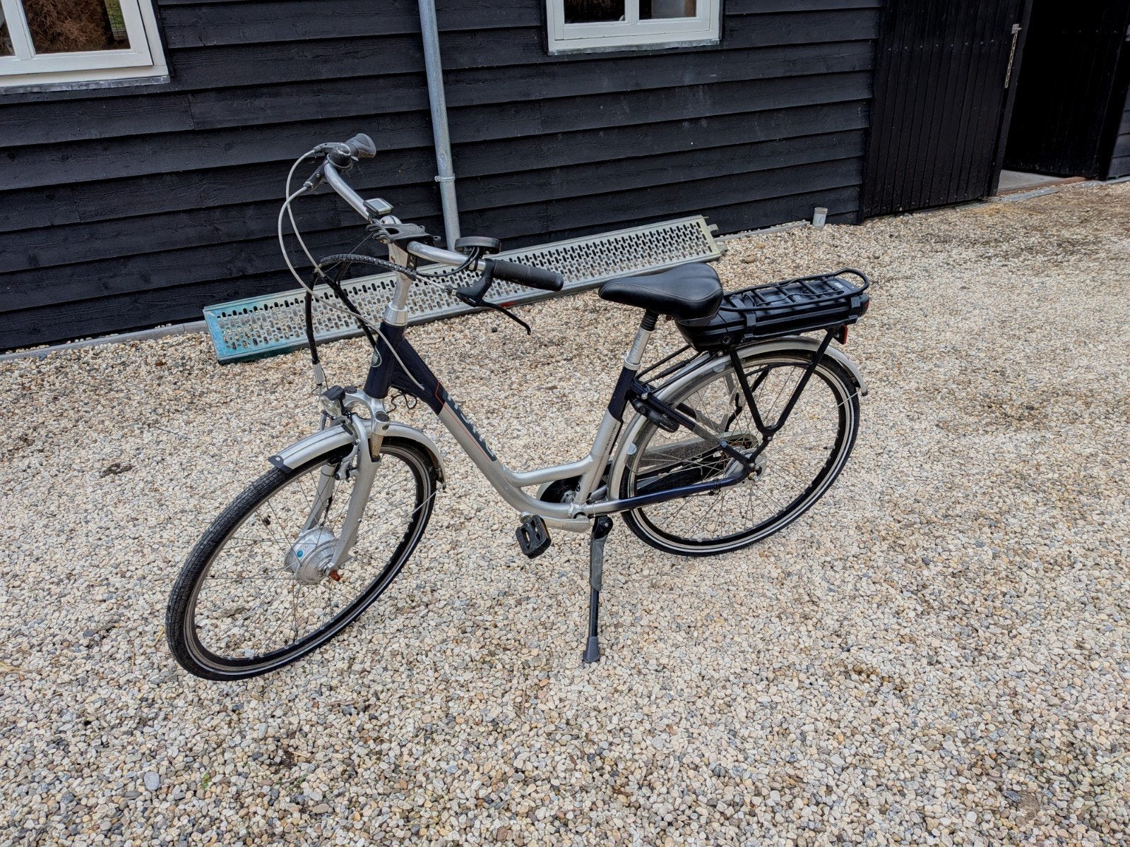 Electrische fiets. Defect., Ophalen