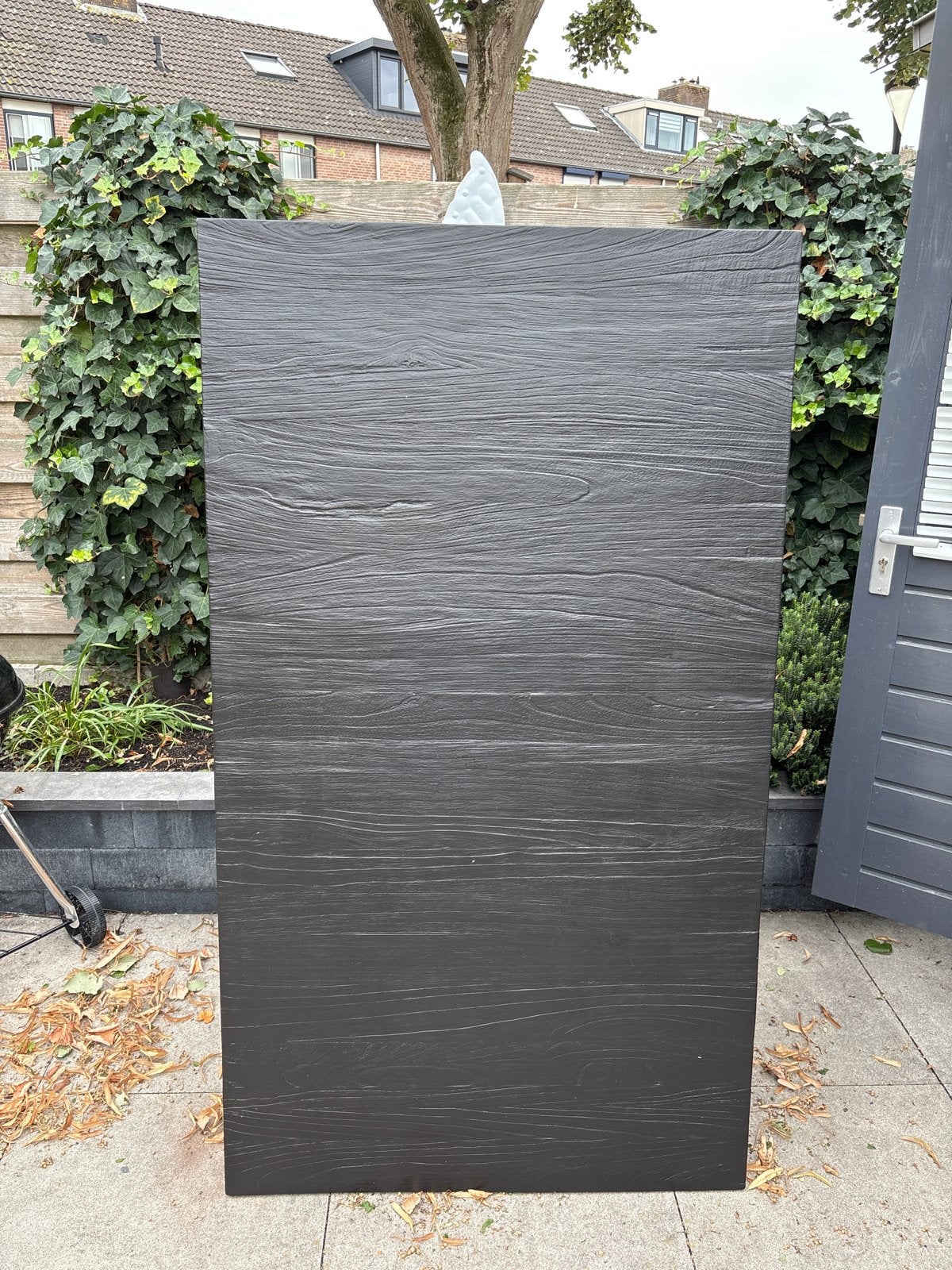 Bruine houten tafelblad met witte poten, Ophalen, Gebruikt, 50 tot 100 cm, 150 tot 200 cm
