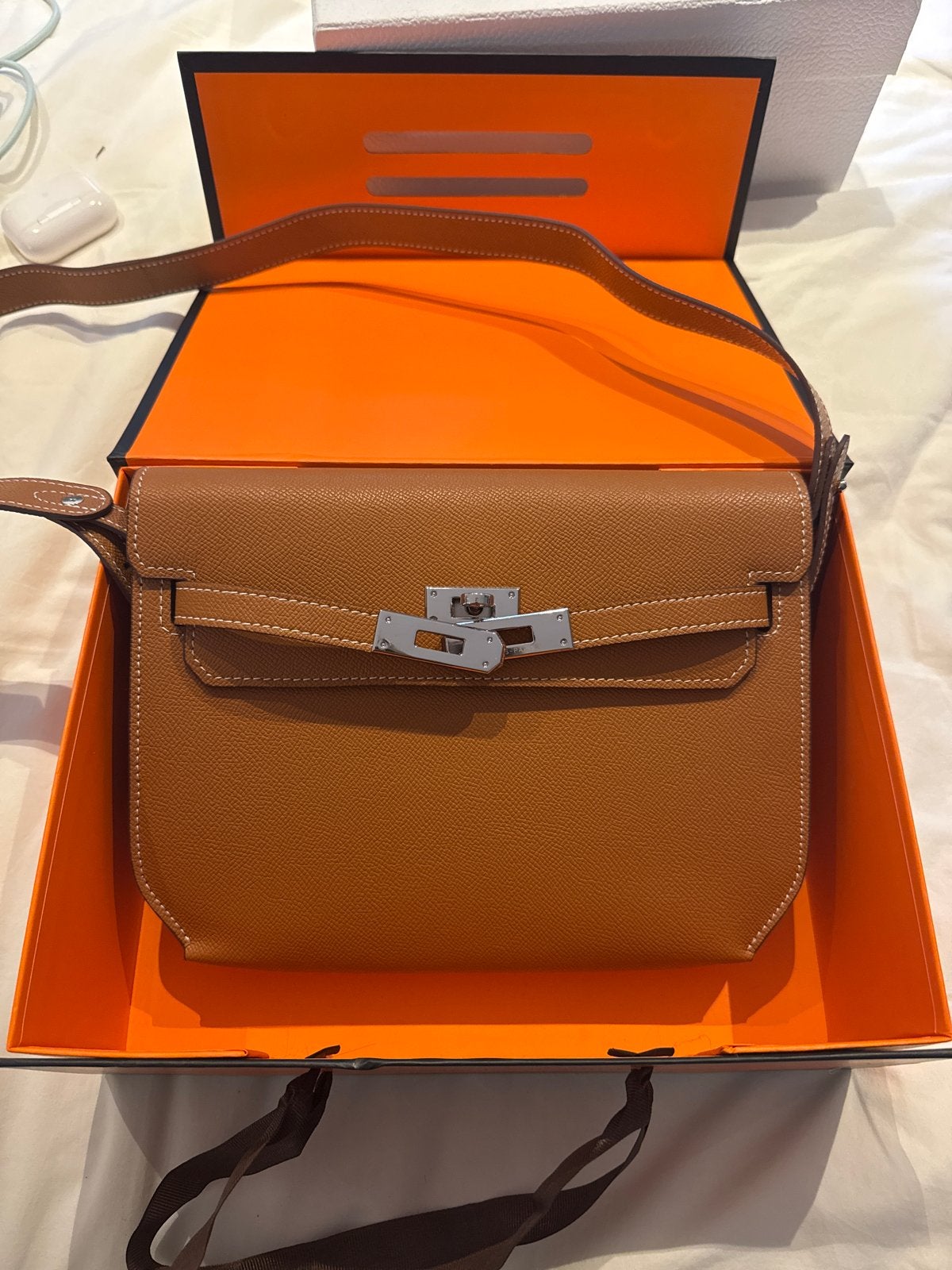 Hermès Kelly Danse II in bruin leer, Sieraden, Tassen en Uiterlijk, Tassen | Damestassen, Ophalen of Verzenden, Zo goed als nieuw