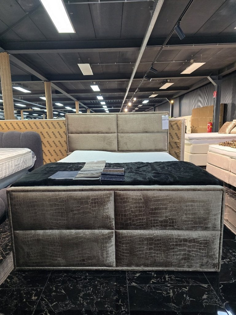 ️ Boxspring met Opbergruimte – Opruiming (Moet Weg), Huis en Inrichting, Slaapkamer | Bedden, Ophalen, Tweepersoons, 160 cm, Stof