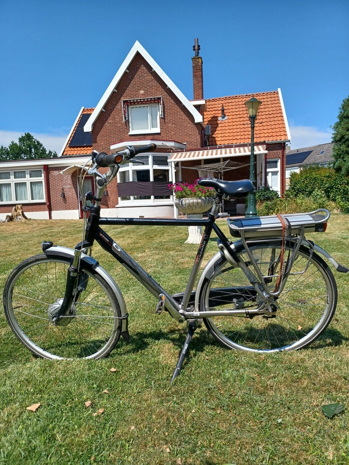 E-BIKE GAZELLE GRENOBLE 28INCH. Elektrische fiets, Ophalen, Zo goed als nieuw, Minder dan 10 versnellingen, Gazelle