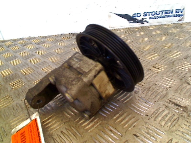 Stuurbekrachtigingspomp Volvo V40 (VW) (1999-03/2004-03), Gebruikt, Siegburger Straße 229, Köln 50679, , Duitsland, Info@volvocars.com
