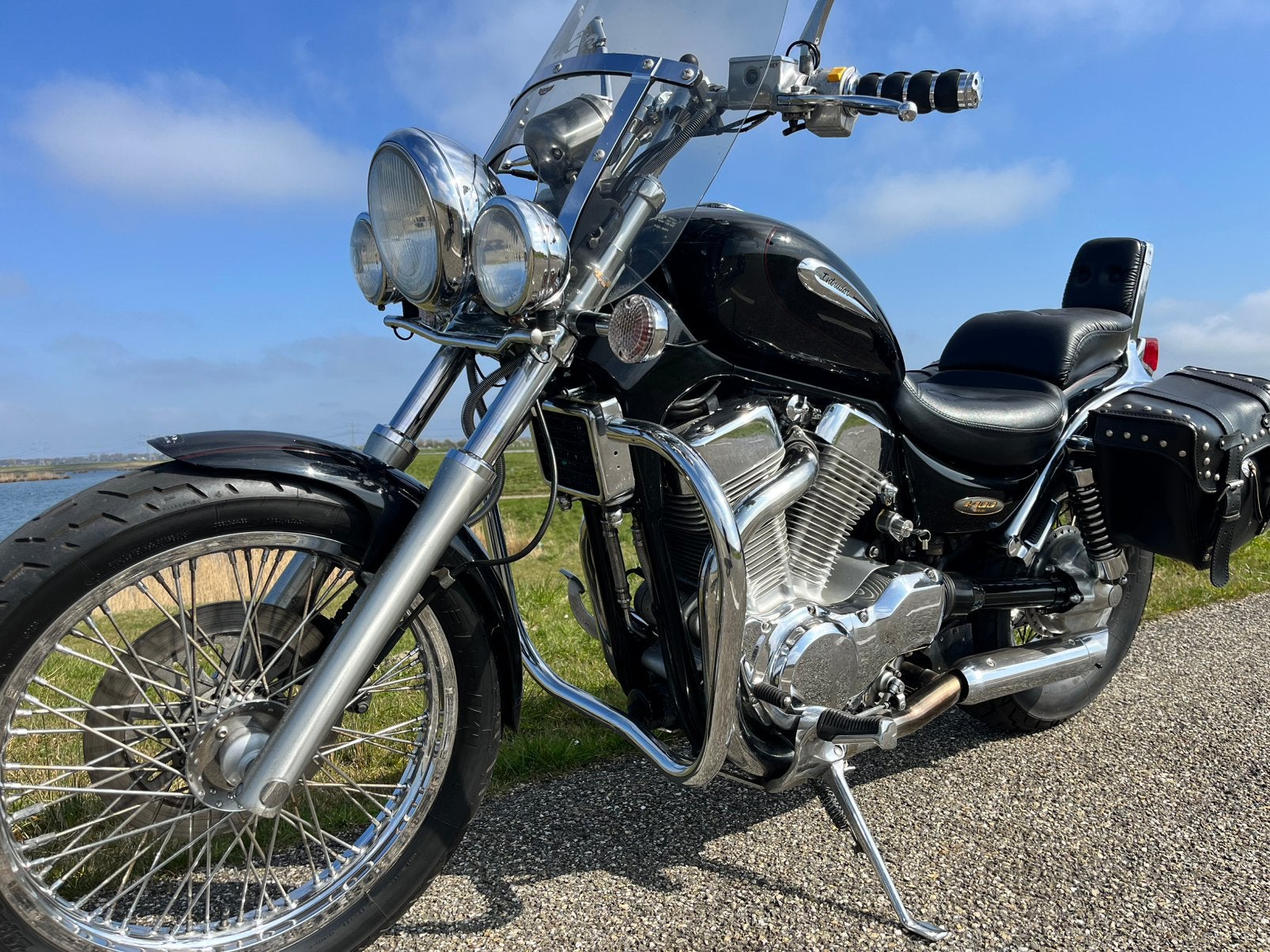Suzuki Intruder 1400cc. 1998 met 15750 km.! €3750!, Particulier, Chopper