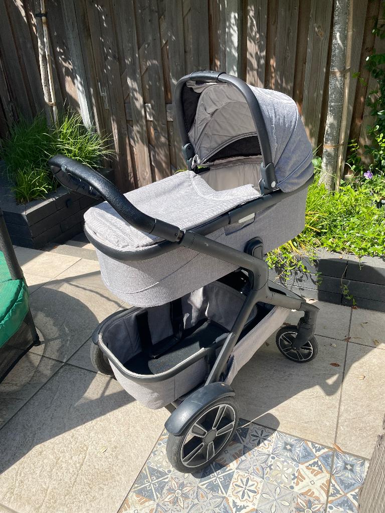 Nuna Kinderwagen, Ophalen, Zo goed als nieuw, Combiwagen, Overige merken