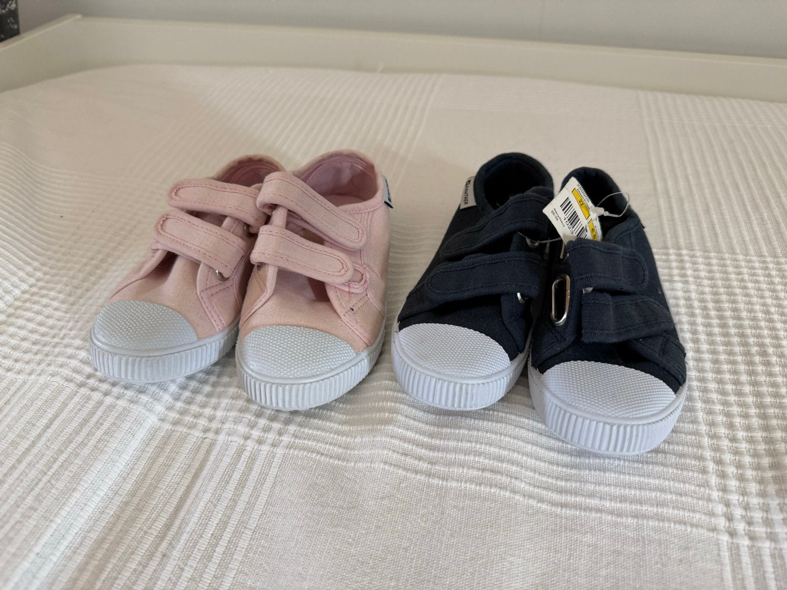 Gymschoenen maat 26 en 27, Kinderen en Baby's, Kinderkleding | Schoenen en Sokken, Ophalen of Verzenden, Nieuw, Jongen of Meisje