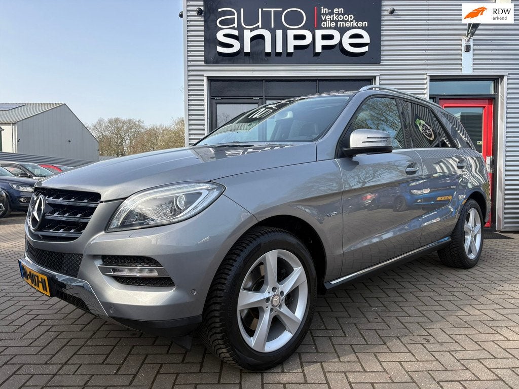 Mercedes-Benz M-klasse 350 -V6-AUTOMAAT-OPEN DAK-XENON-TREKH, Auto's, Mercedes-Benz, Automaat, Euro 5, Gebruikt, Zwart