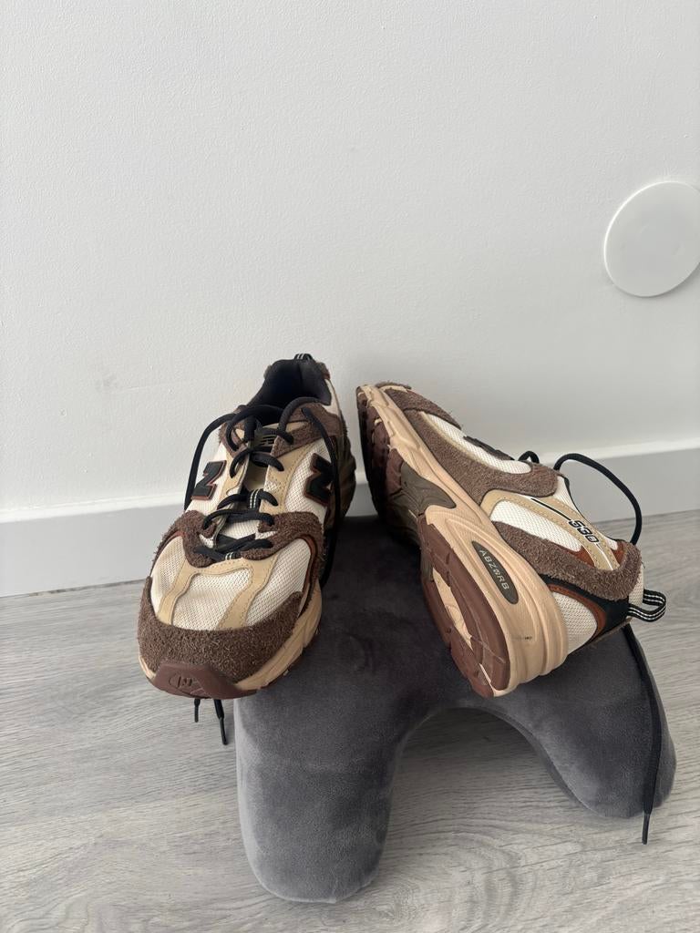 New Balance 530 Sneakers - Bruin/Beige, Kleding | Dames, Ophalen of Verzenden, Gedragen, Bruin, Sneakers of Gympen