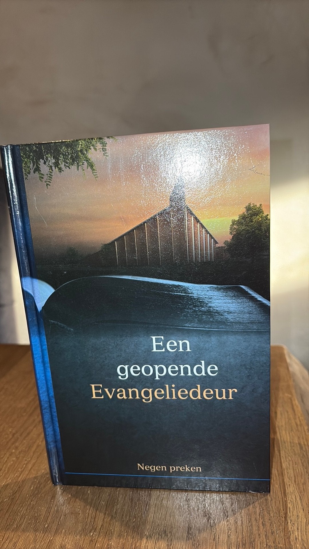 KR-1 Ds N.H. Beversluis ea- Een geopende Evangeliedeur, Ophalen of Verzenden, Zo goed als nieuw, N.H. Beversluis; A. Makkenze; D.C. Overduin; W.C. Wüst