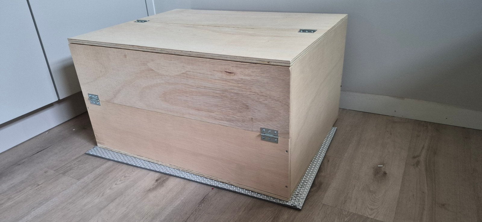 Werpkist voor katten, Ophalen, Zo goed als nieuw