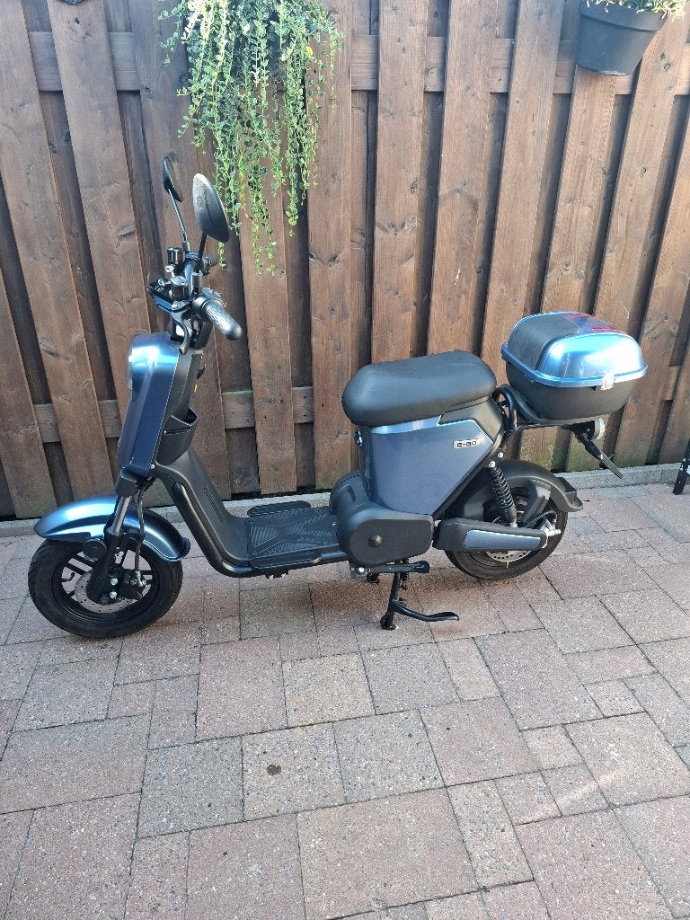 electrische scooter 25 km, Elektrisch, Zo goed als nieuw, Ophalen, Overige merken