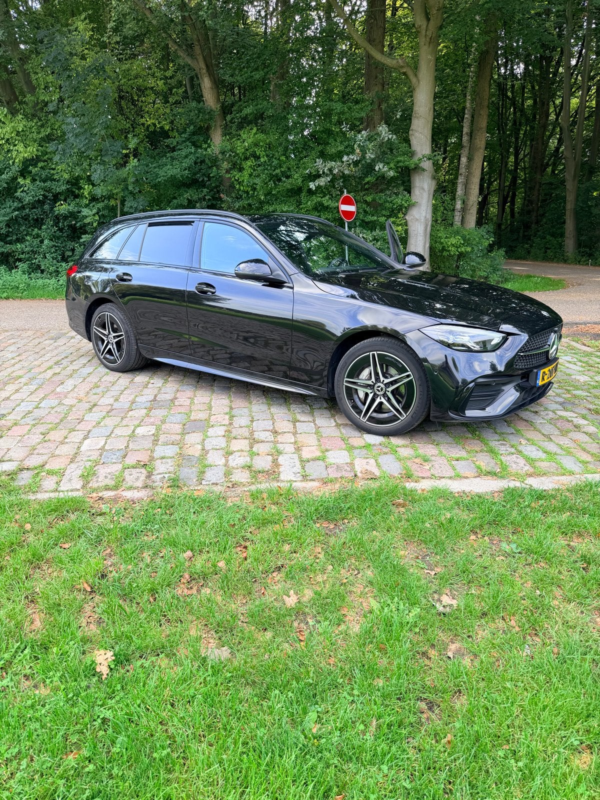 Mercedes-Benz C-Klasse C300 Plug-in Hybrid 313pk 9G-TRONIC, Auto's, Automaat, Achterwielaandrijving, 1800 kg, 2020 kg