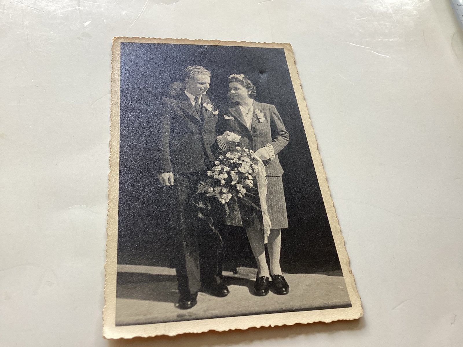 Zutphen trouwfoto van Foto-Persbureau W.P. Zeulsmaker, Verzamelen, Gebruikt, Foto, Ophalen of Verzenden, Voor 1940