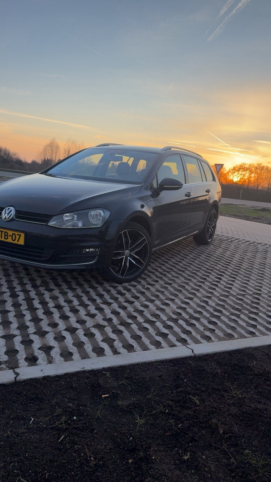 Volkswagen Golf 1.6 TDI 81KW/110PK Variant 2015 Zwart, Voorwielaandrijving, 1295 kg, 4 cilinders, Zwart