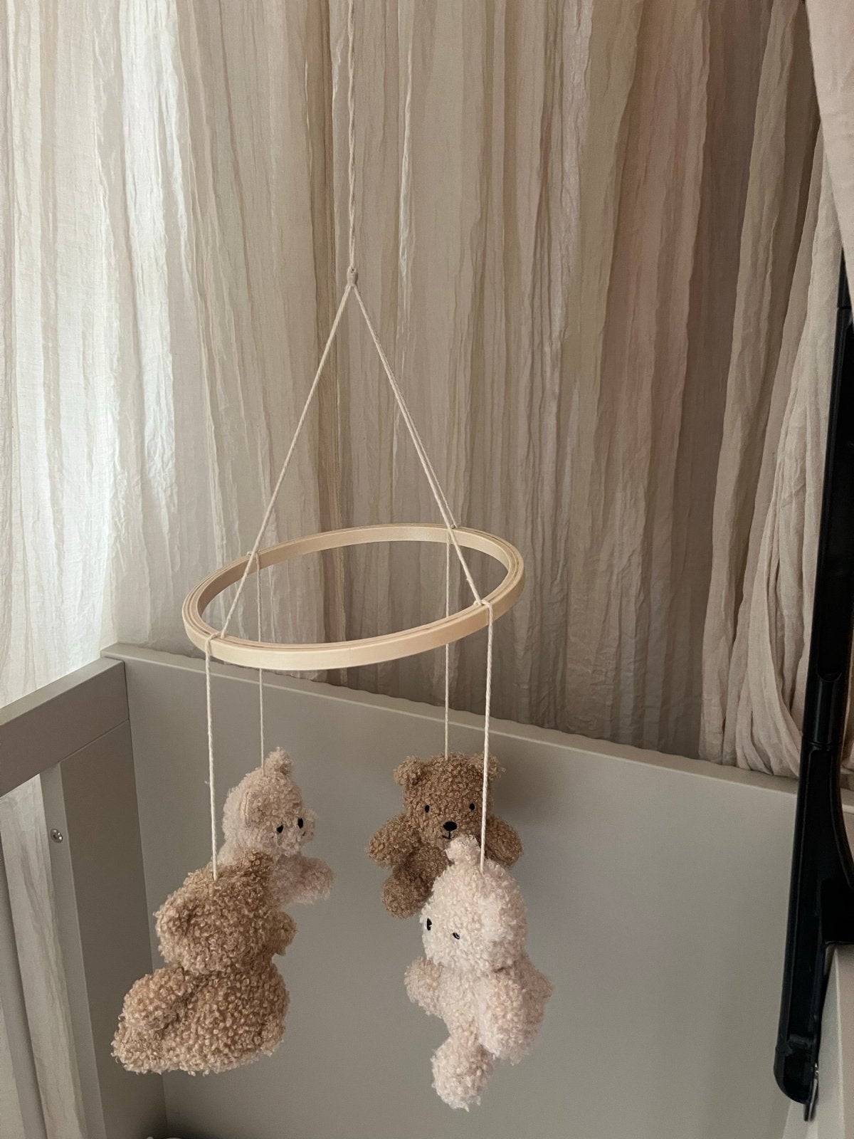 Schattige Mobiel met Teddyberen voor Babybedje, Ophalen, Zo goed als nieuw, Mobiel