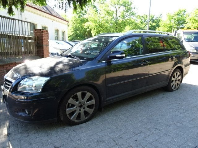 Toyota Avensis Combi bj 2008 2.2 diesel voor demontage., Gebruikt, -, -, Ophalen of Verzenden