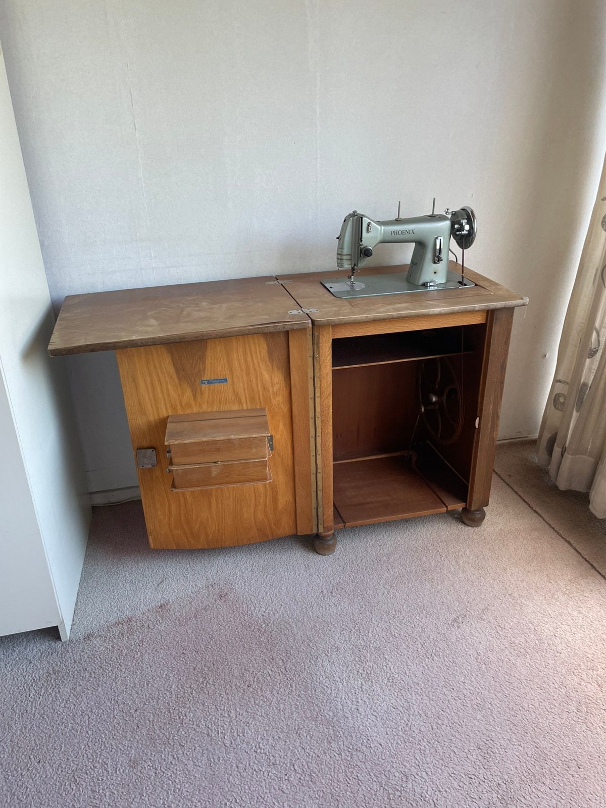 Phoenix naaimachine incl kast, Ophalen