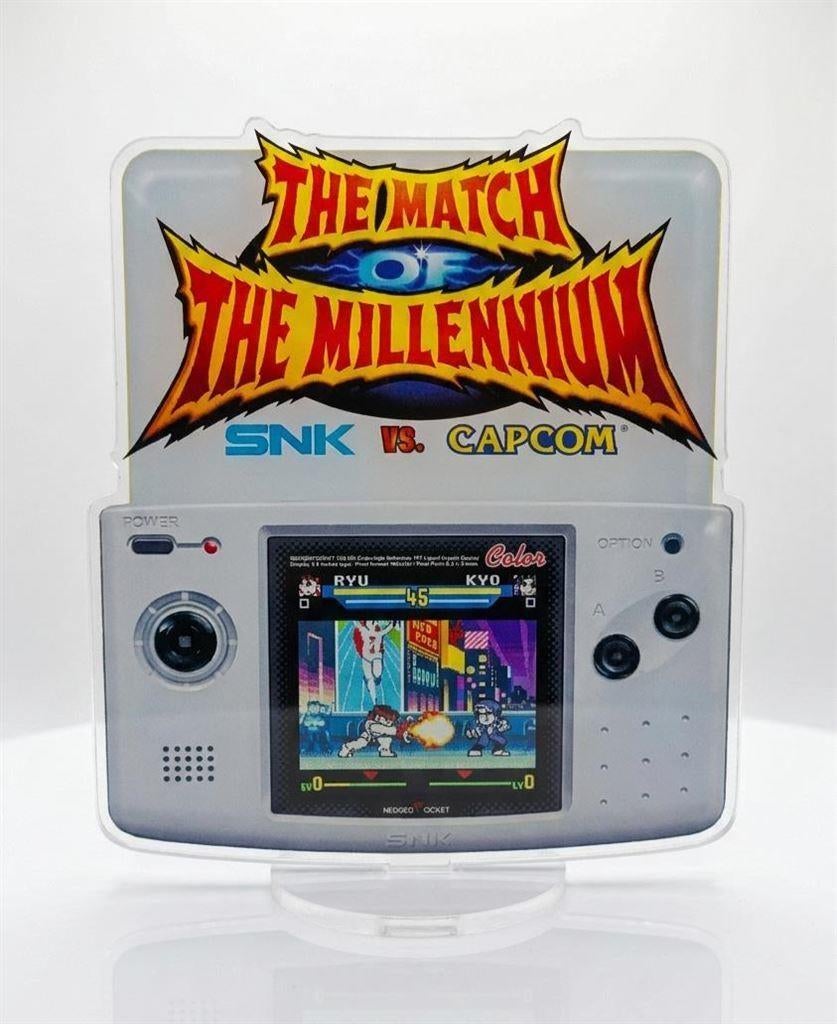 SNK vs Capcom Neo Geo Pocket Acrylic Standee, Spelcomputers en Games, Games | Overige, Nieuw, Vechten, 1 speler, Vanaf 3 jaar