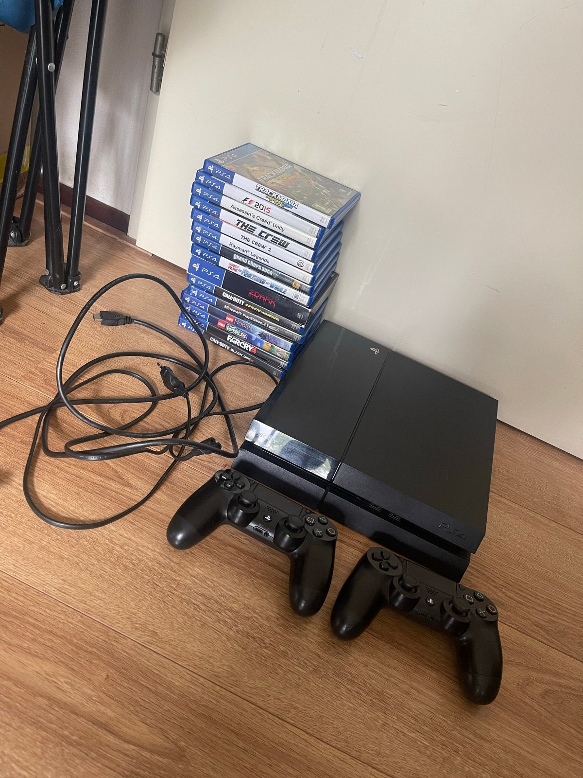 PlayStation 4 + 2 Controllers+ Veel Spellen, Spelcomputers en Games, Met 2 controllers, Ophalen of Verzenden, Original, 500 GB
