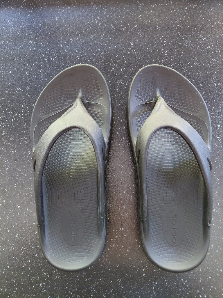 OOFOS OOriginal - Maat 41 - Zwart - Slippers, Slippers, Zwart, Ophalen of Verzenden, Zo goed als nieuw