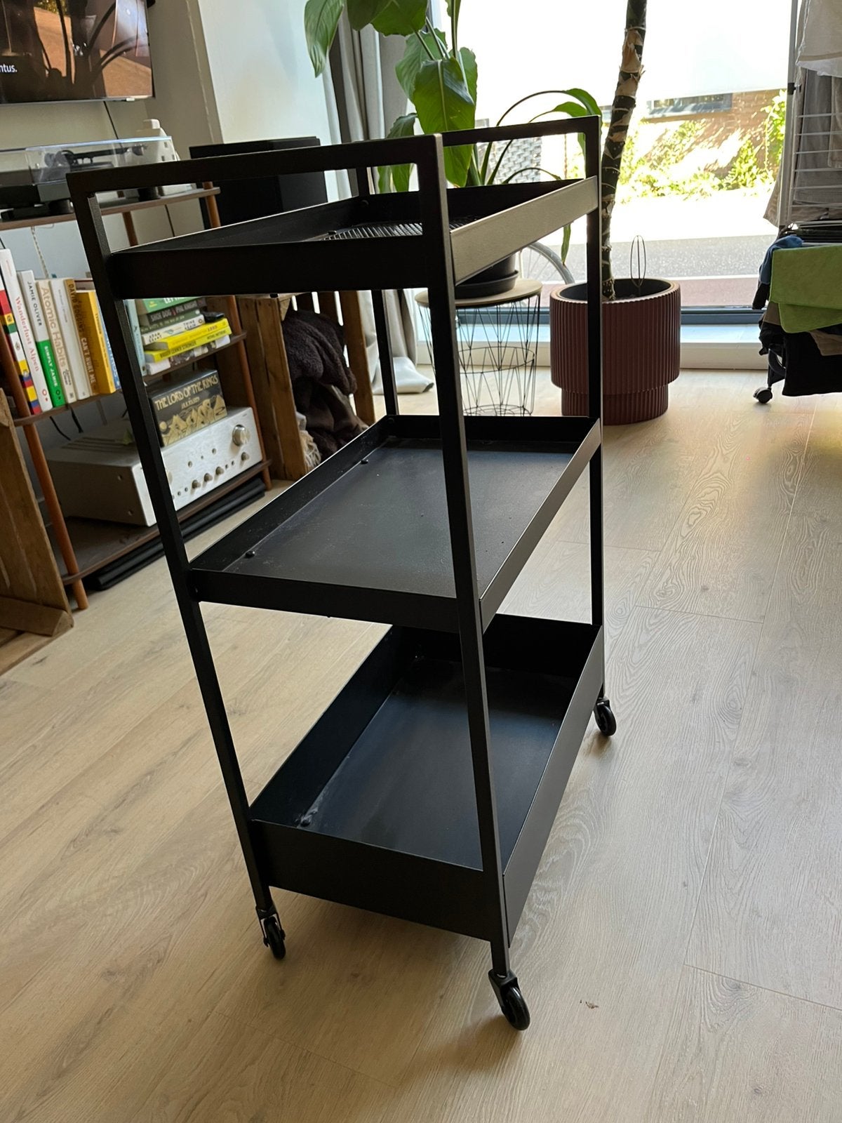 IKEA NISSAFORS - Zwarte rolwagen, Ophalen, Zo goed als nieuw