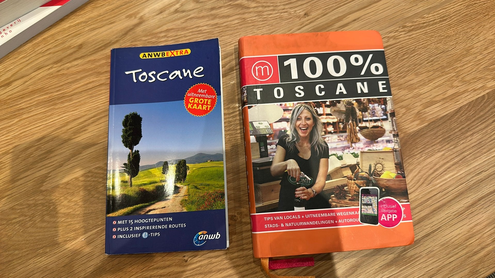 Evelyn Dol - 100% Toscane + ANWB wandelboekje, Europa, Zo goed als nieuw, Reisgids of -boek, Evelyn Dol; Paul Schilperoord