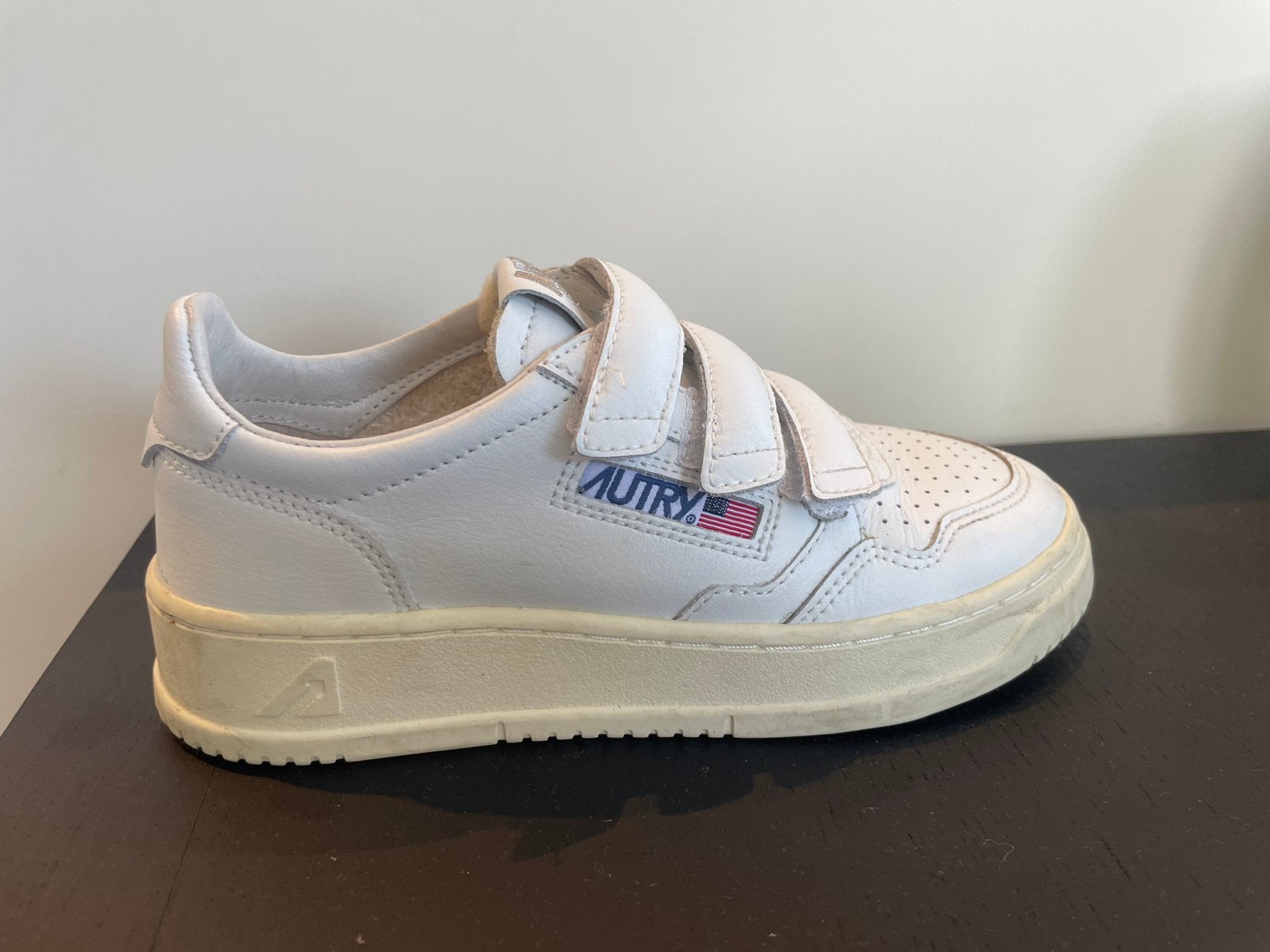 Autry kids sneakers, Ophalen of Verzenden, Zo goed als nieuw, Schoenen