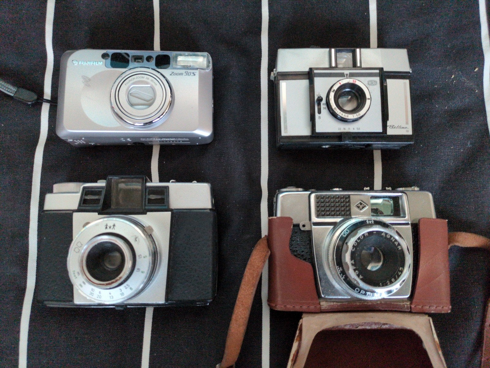 Vintage Camera Collectie: Agfa, Bilora en Fujifilm, Audio, Tv en Foto, Fotocamera's Analoog, Ophalen of Verzenden, Gebruikt, Compact