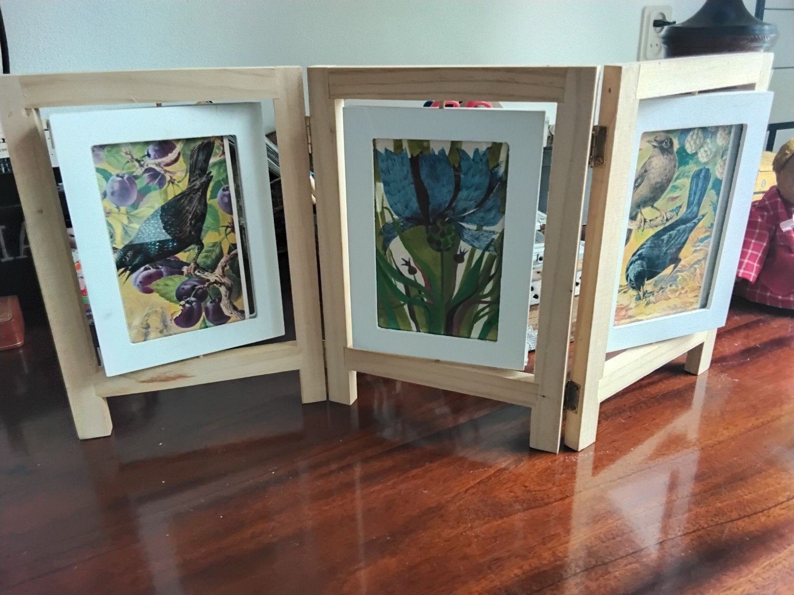 4 fotolijstjes in een raam, Ophalen of Verzenden, Hout