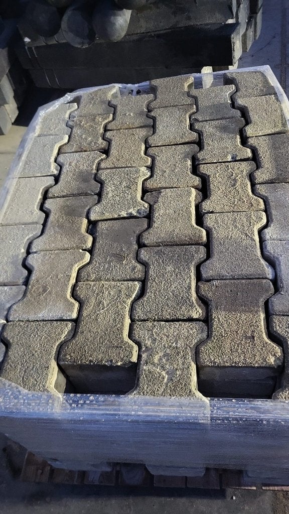 52.8m2 gebruikte h profielstenen / betonklinkers grijs, Tuin en Terras, Ophalen, Gebruikt, Klinkers, 10 m² of meer
