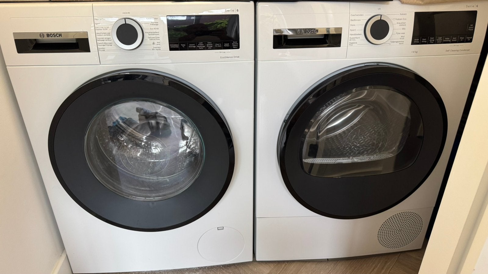 Bosch Serie 6 wasmachine en droger (set), Ophalen, Zo goed als nieuw, Condens, 85 tot 90 cm