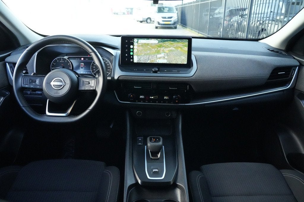 Nissan QASHQAI 1.3 MHEV Xtronic Acenta 158pk Camera/AppleCar, Stof, Zwart, 4 cilinders, Bedrijf