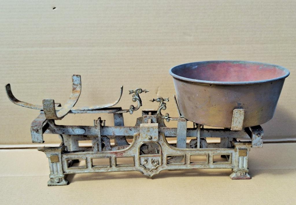 Balansweegschaal uit de oude doos, Antiek en Kunst, Antiek | Gereedschap en Instrumenten, Ophalen