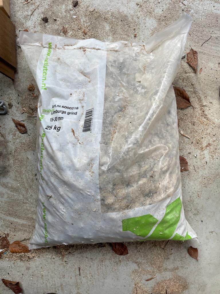 Limburgs grind 25 kg, Ophalen, Nieuw