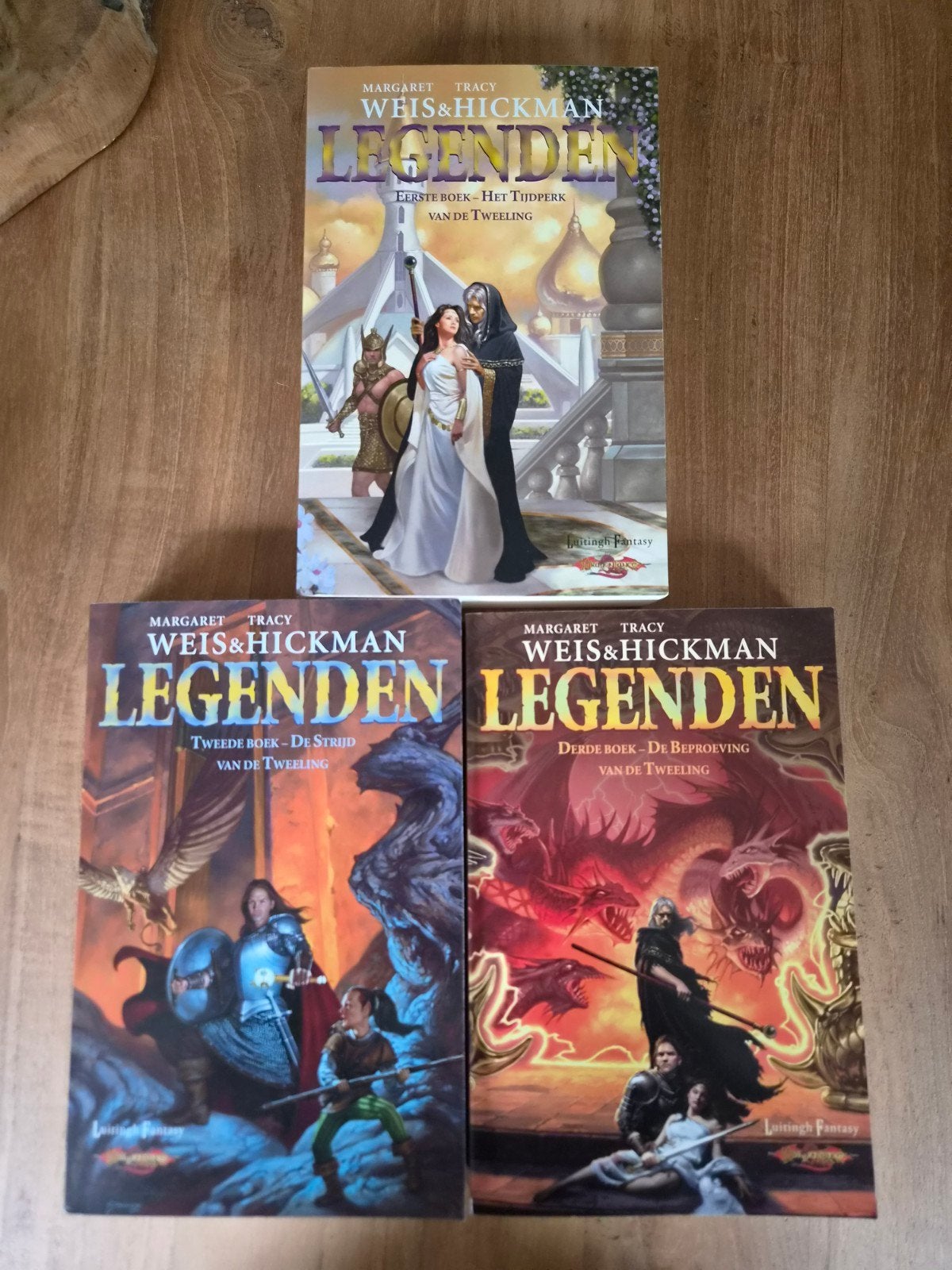 Legenden Trilogie - Margaret Weis & Tracy Hickman, Boeken, Ophalen of Verzenden, Zo goed als nieuw, Weis & Hickman