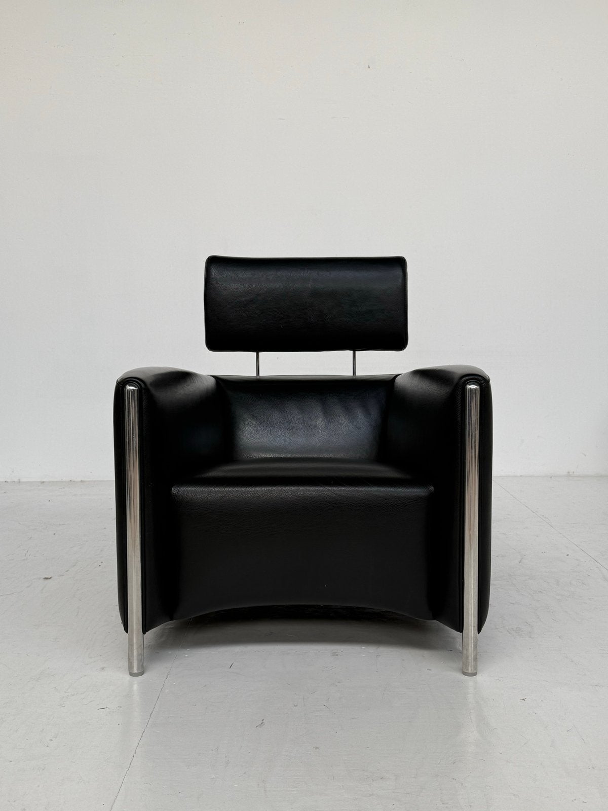 Leolux Goncharov fauteuil - Zwart leder, verstelbare hoofdst, Ophalen, Eu, Gebruikt, Eu