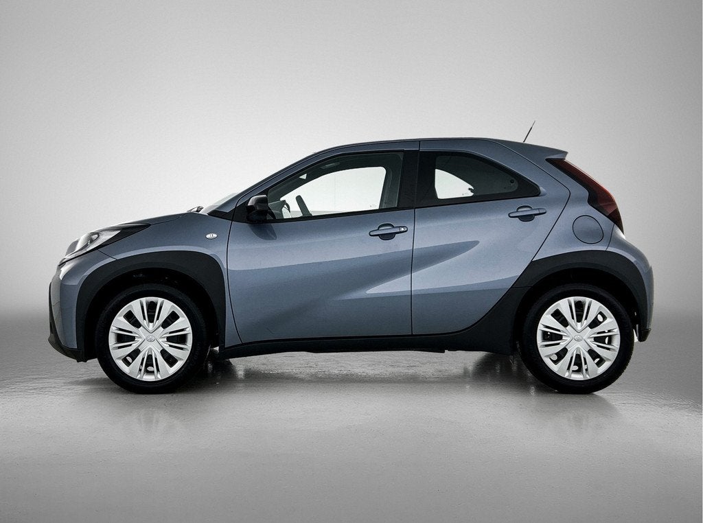 Toyota Aygo X 1.0 VVT-i MT Play Nieuwe auto | Apple Carplay/, 12 maanden, Stof, 920 kg, 4 stoelen