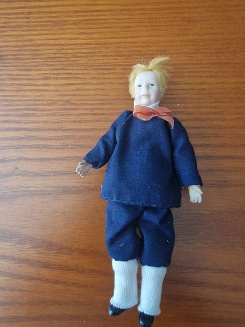 Oud Caco Porseleinen Popje - 12 cm, Ophalen of Verzenden, Gebruikt, Pop
