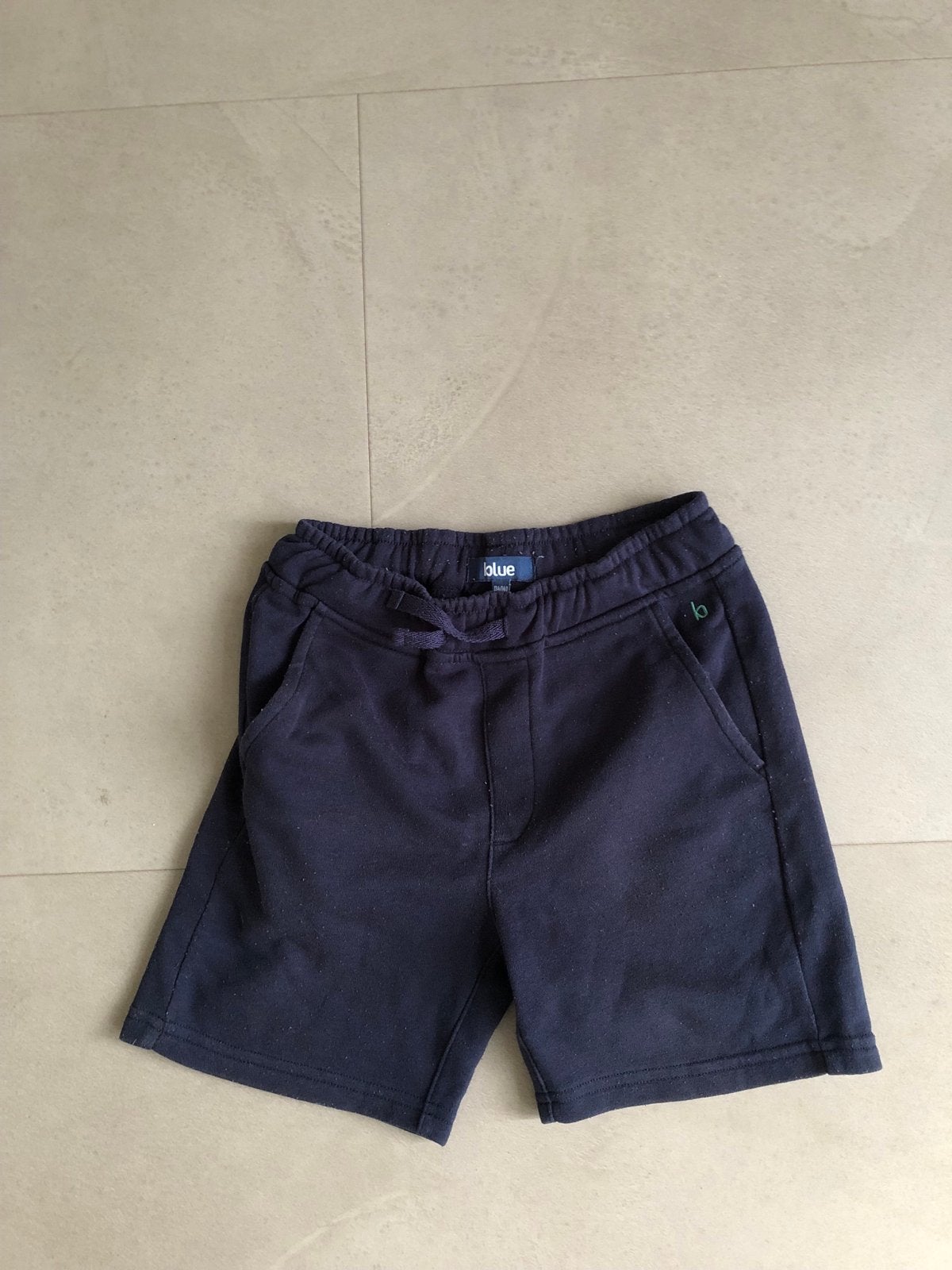 Korte joggingbroek maat 128/134, Ophalen of Verzenden, Gebruikt, Jongen, Broek
