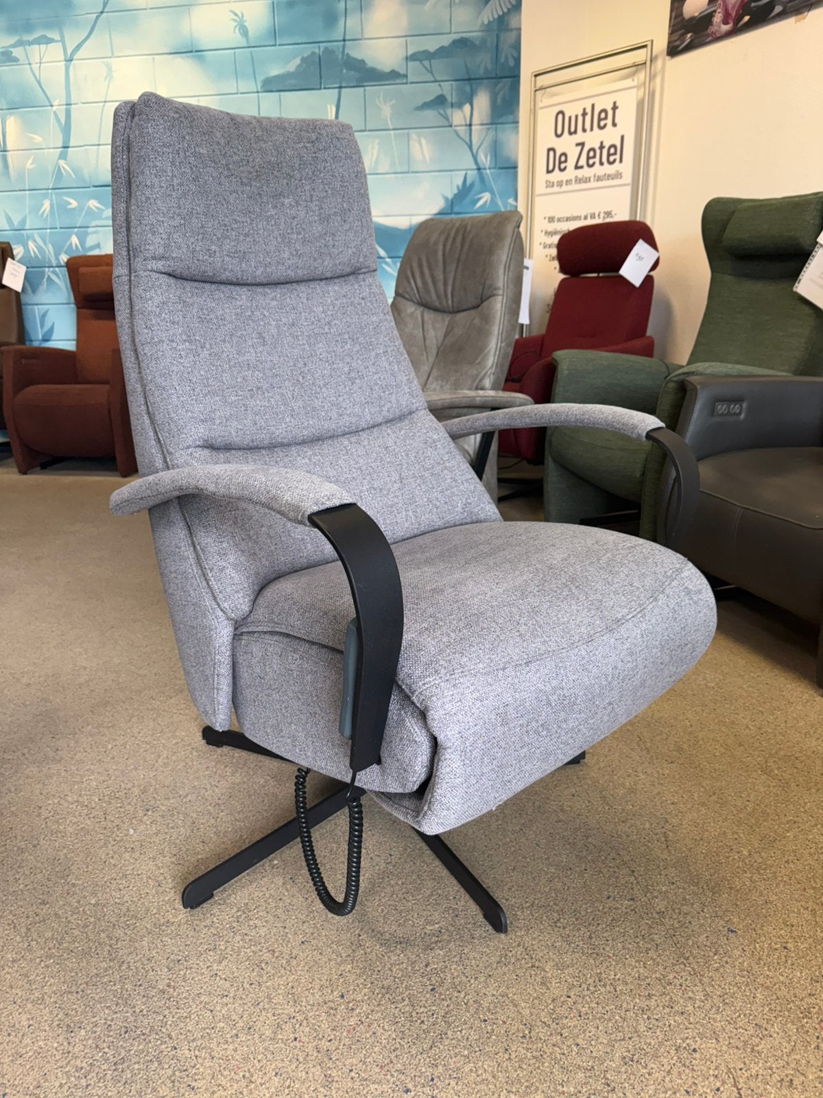 Luxe Prominent relaxfauteuil elektrische stoel maat L en M, Ophalen of Verzenden, Zo goed als nieuw, Gratis bezorging en garantie