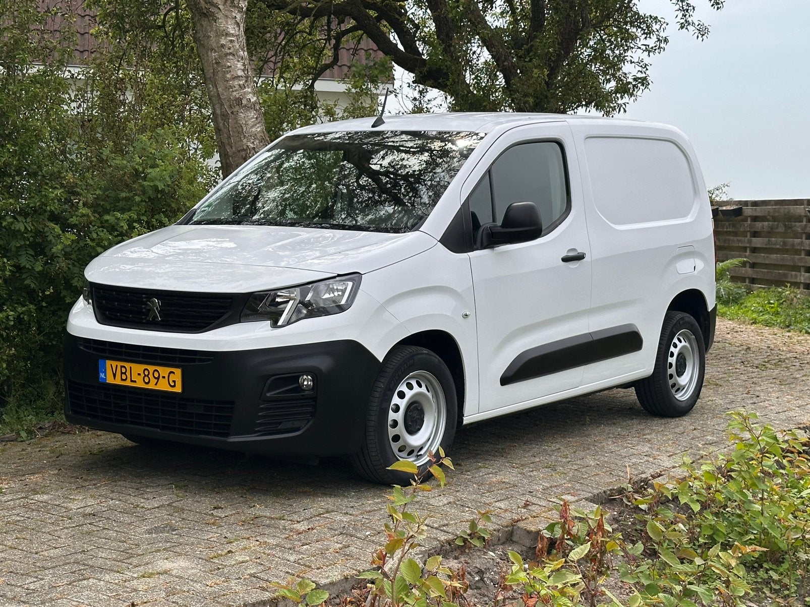 Peugeot Partner 1.6 Bluehdi 100pk 1000kg 2019 Wit, Voorwielaandrijving, Stof, Wit, Origineel Nederlands