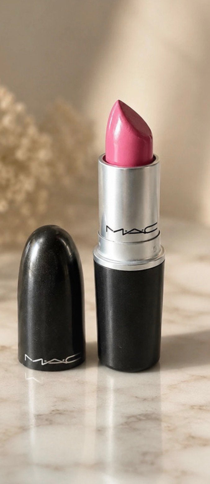 MAC Cremesheen Lipstick – Star Magnolia (Nieuw, Sieraden, Tassen en Uiterlijk, Uiterlijk | Cosmetica en Make-up, Nieuw, Lippen
