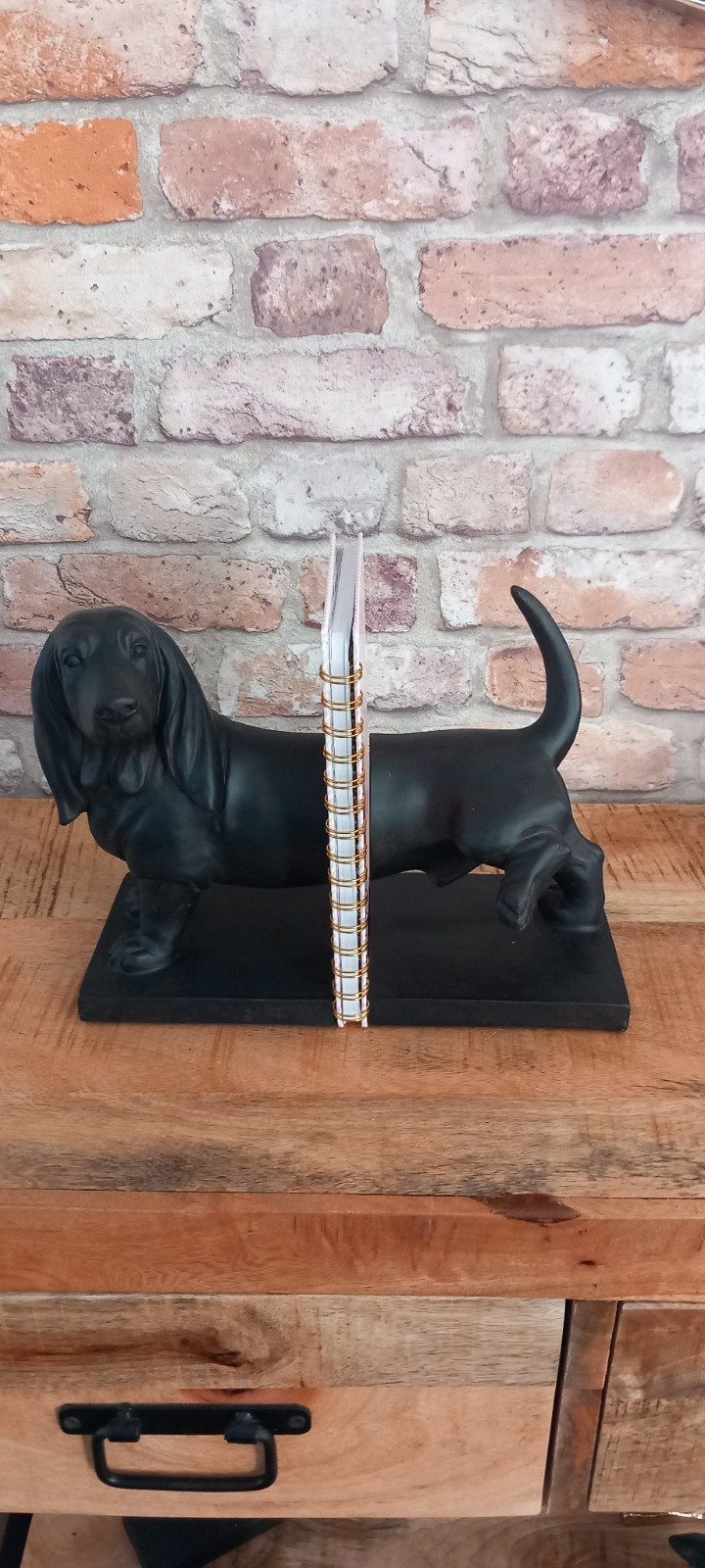 Leuke 25cm Teckel Hond Boekensteunen♥️NIEUW♥️, Verzamelen, Beelden en Beeldjes, Ophalen of Verzenden, Nieuw, Dier