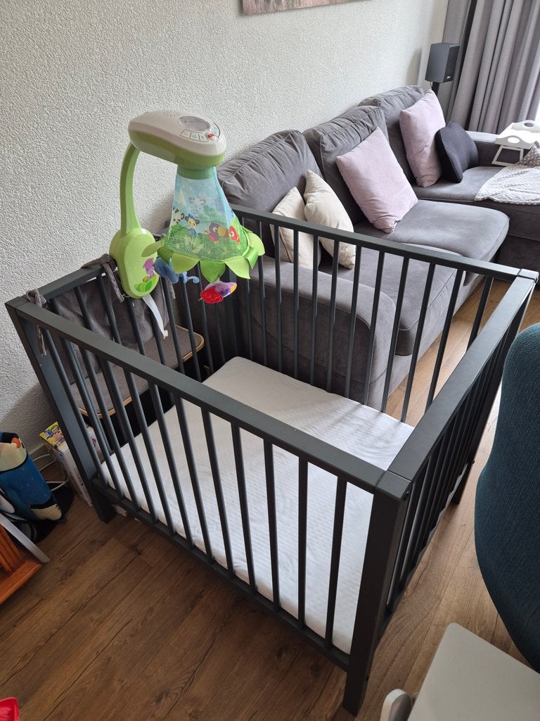 Fisher Price Boxmobiel met muziek en projector, Ophalen of Verzenden, Gebruikt, Mobiel, Met licht