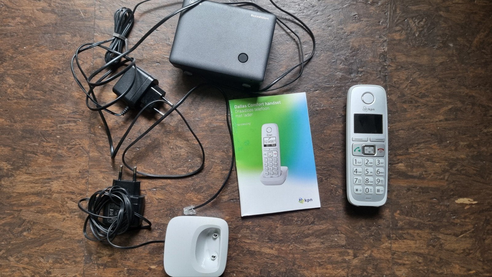 Draadloze telefoon met lader Dallas Comfort van KPN, Ophalen of Verzenden, Gebruikt, 1 handset