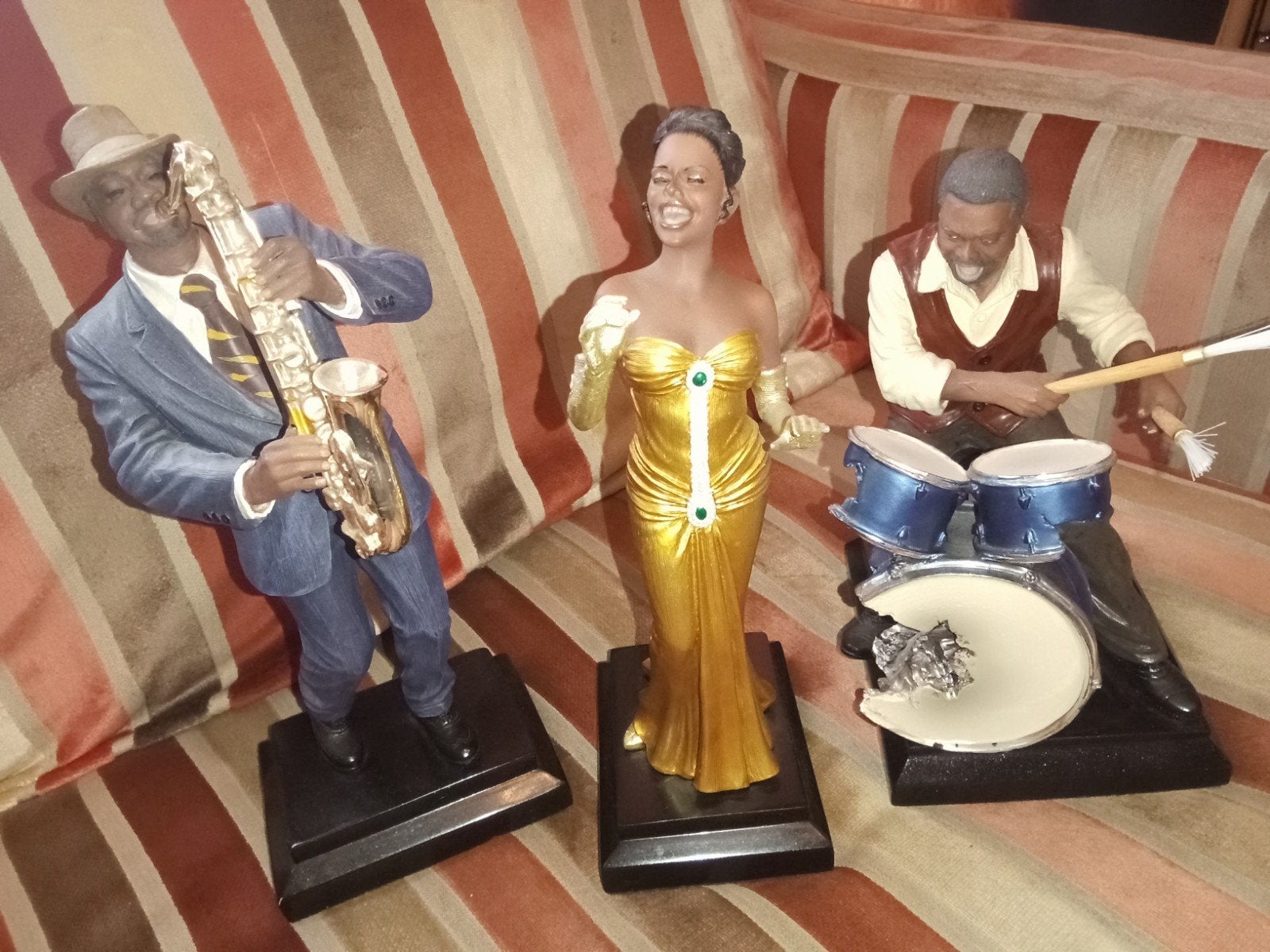Set van 3 zware beelden: Jazzband (saxofonist, zangeres, dru, Groep mensen, Ophalen of Verzenden, 20 - 50 cm, Overige materialen