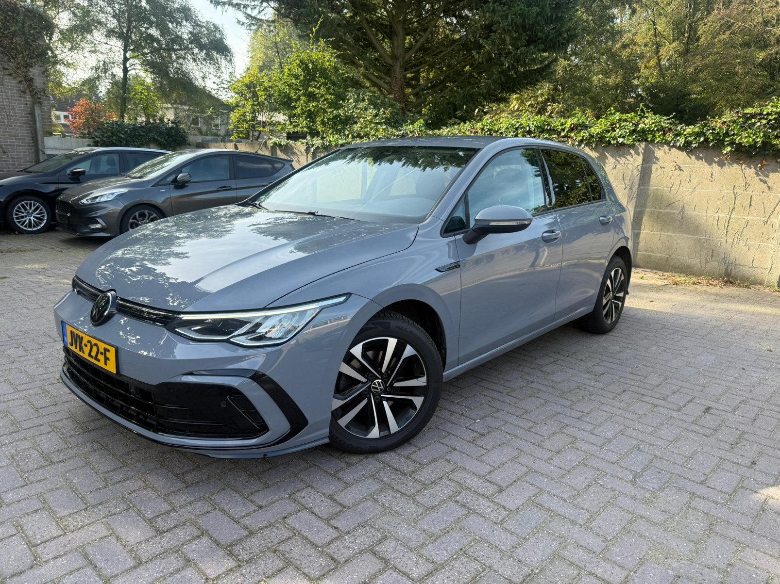 Volkswagen Golf 1.0 TSI R-Line 110pk 2020 Grijs, Auto's, Voorwielaandrijving, Bedrijf, Golf, 3 cilinders