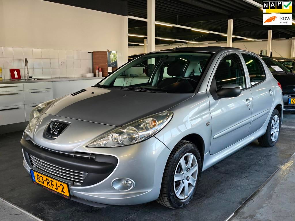 Peugeot 206 + 1.4 XS/AIRCO/5-DEURS/N.A.P/, Auto's, Stof, Zwart, 4 cilinders, Origineel Nederlands