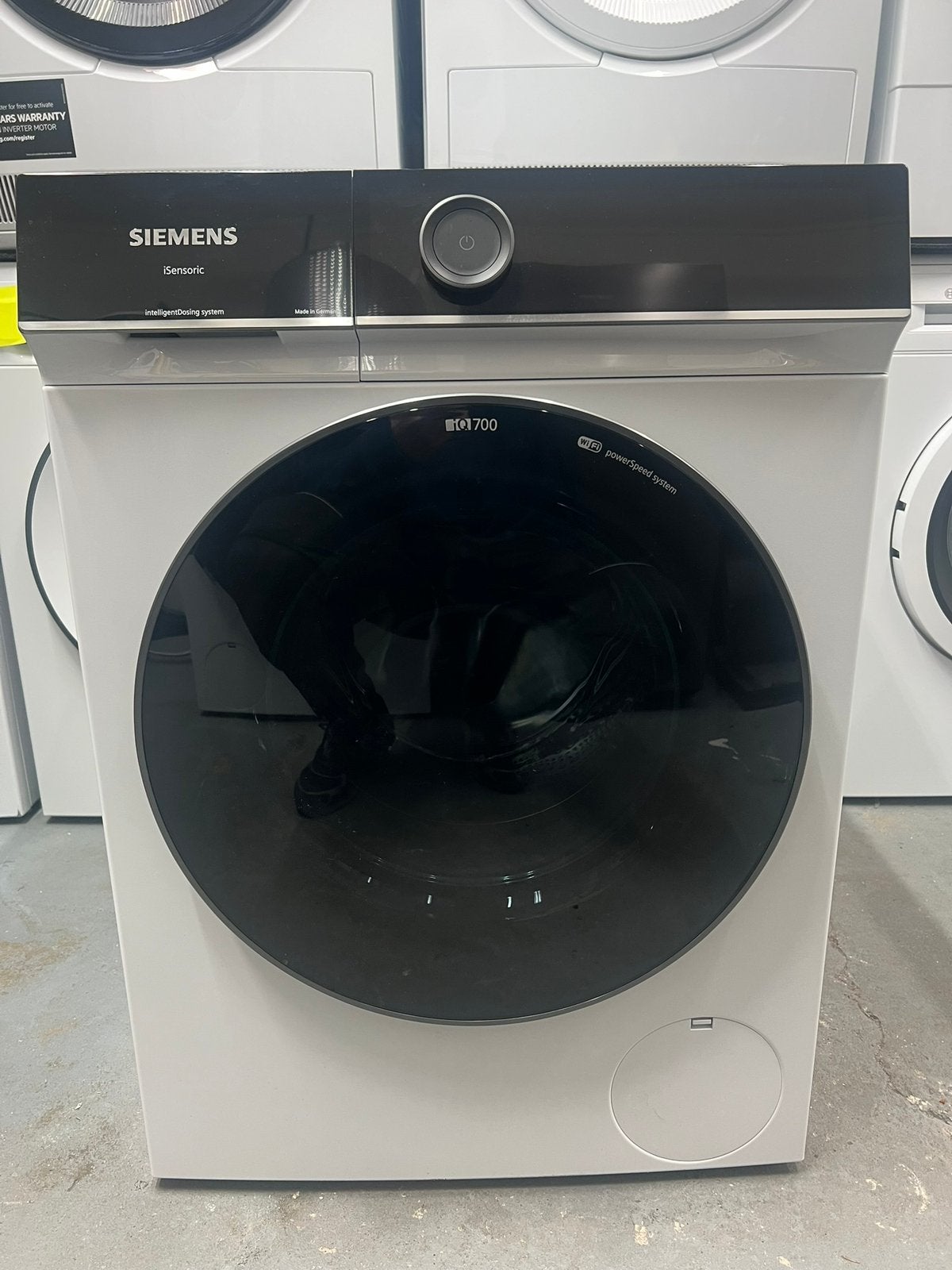 Siemens IQ700 wasmachine 9KG WiFi & i-Dos 2024, 1200 tot 1600 toeren, 8 tot 10 kg, Ophalen of Verzenden, Zo goed als nieuw